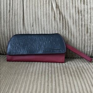 Rogue Wallet clutch in Black and Red
